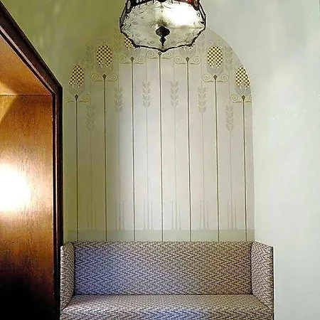Okresni Dum 4* Hradec Králové