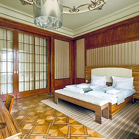 Okresni Dum Hotel