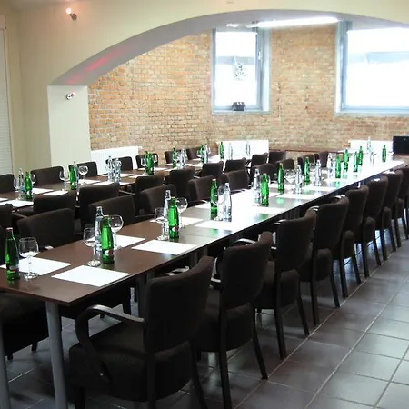 Okresni Dum Hotel Hradec Kralove