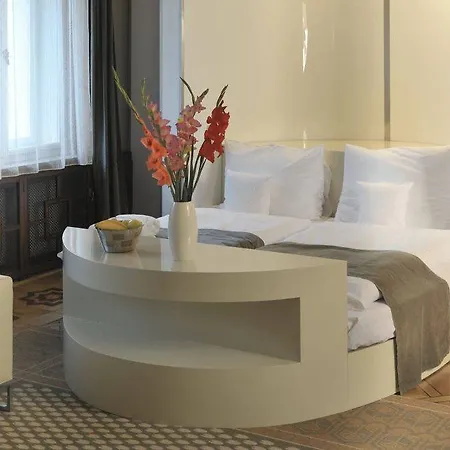 Hotel Okresní Dům