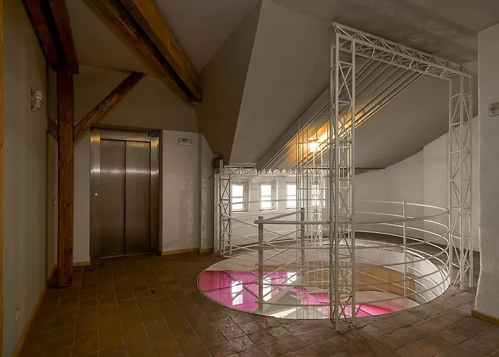 Hotel Okresní Dům Hradec Králové